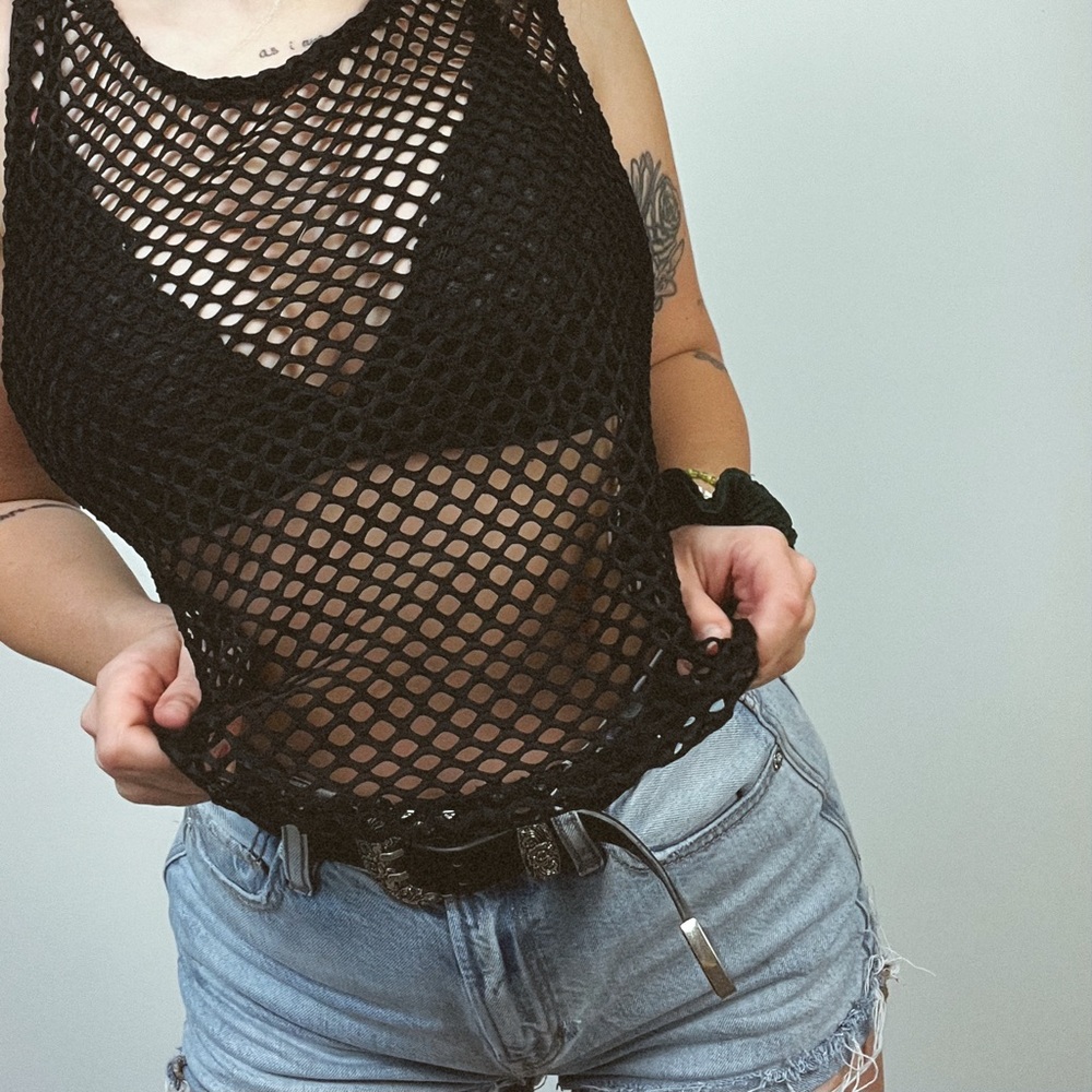 fishnet tank